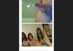 可爱的黑发角质摩洛伊斯兰解放阵线性交与橡胶鸡巴