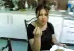 穿网袜的黑发女郎得到了cunniling catch