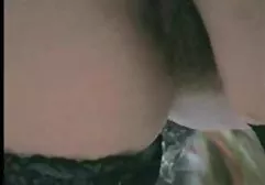 老板弯曲了一个成熟的员工癌症，大致在桌子上的肛门性交