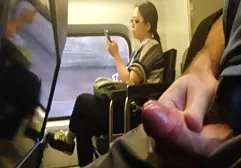 顽皮的黑发给了犬牙，并在家里操了一个大家伙