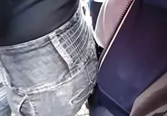 肛门他妈的与成熟亚洲人与大山雀