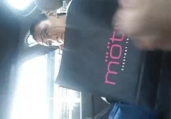 Pikaper支付小鸡眼镜钱为华丽的口交