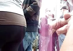 俄罗斯金发女郎他妈的戴着手铐