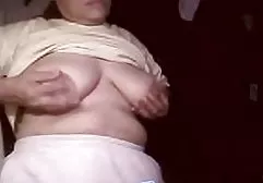 在太空飞船上的卡通性