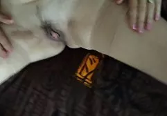 非常美丽的黑发与她的新邻居发生了很大关系。