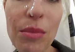 三个热男人性交一个热金发女郎