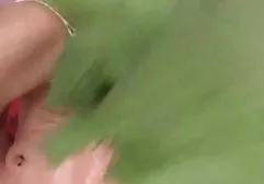 可爱的黑女人拍摄网络摄像头上的自制色情