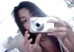 多汁的奶奶定性地被一个年轻的少年操