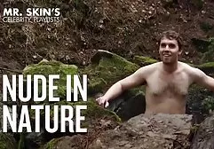 性高潮后的温柔女孩得到另一名成员